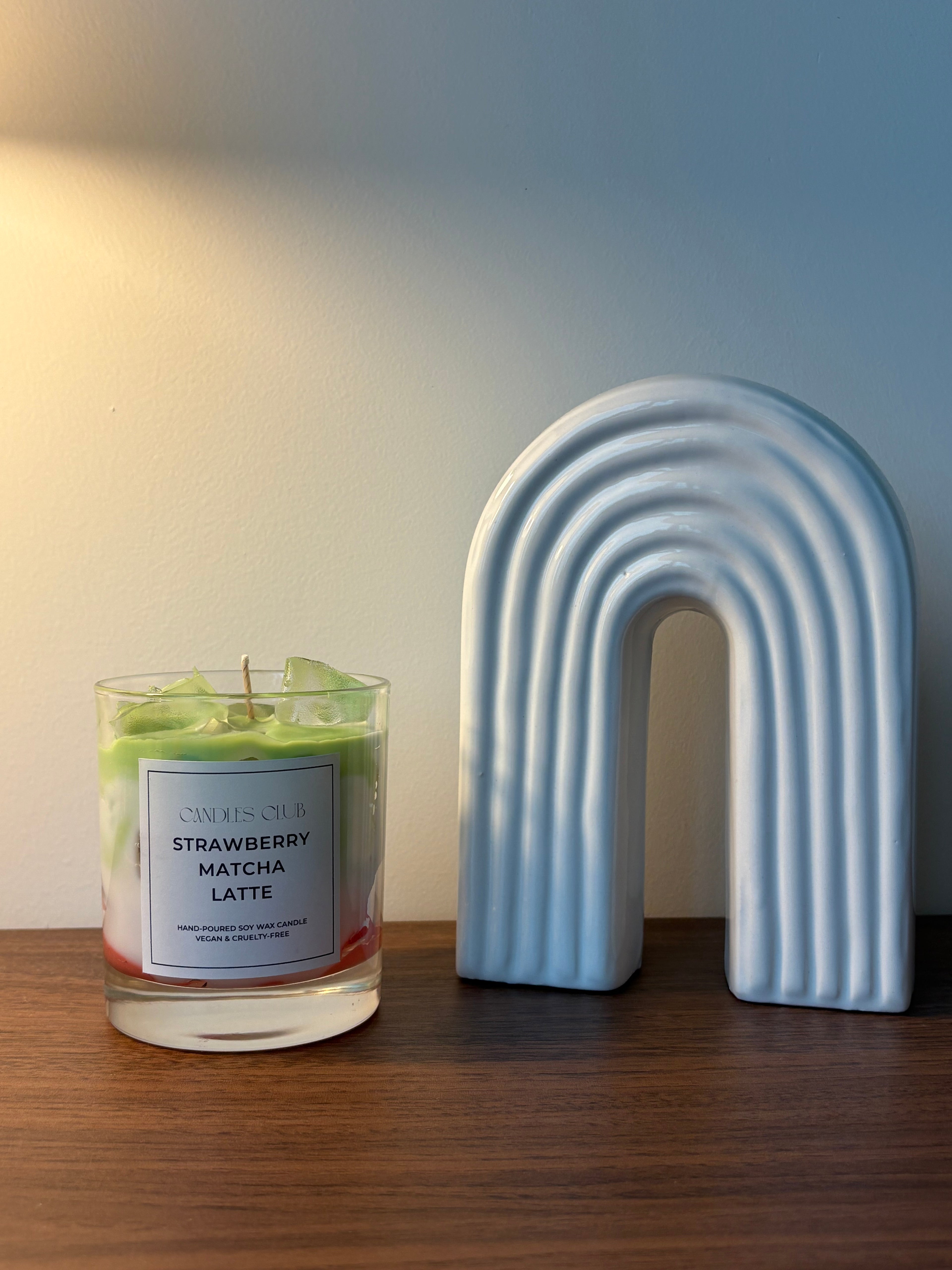 STRAWBERRY MATCHA LATTE – Bougie en cire de soja & cire gelée