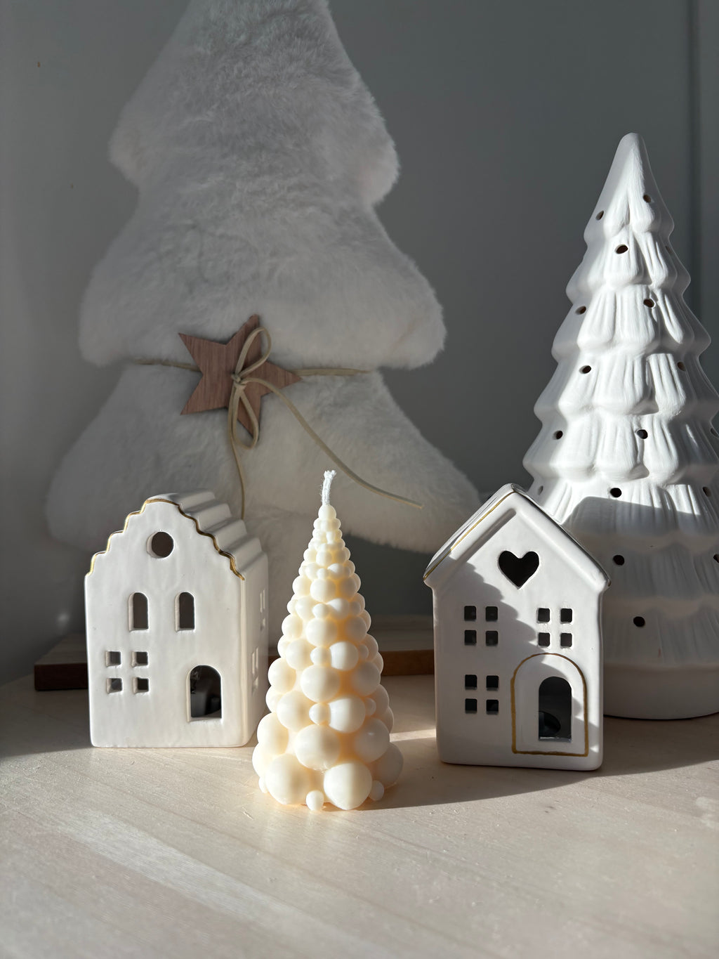 Bougie sapin de Noël à boules